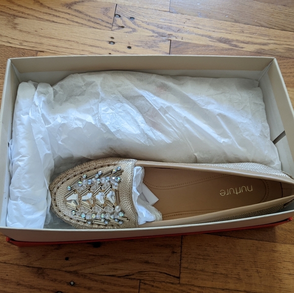 NIB Claireed Blush Gold & Jeweled Loafers - Picture 6 of 8